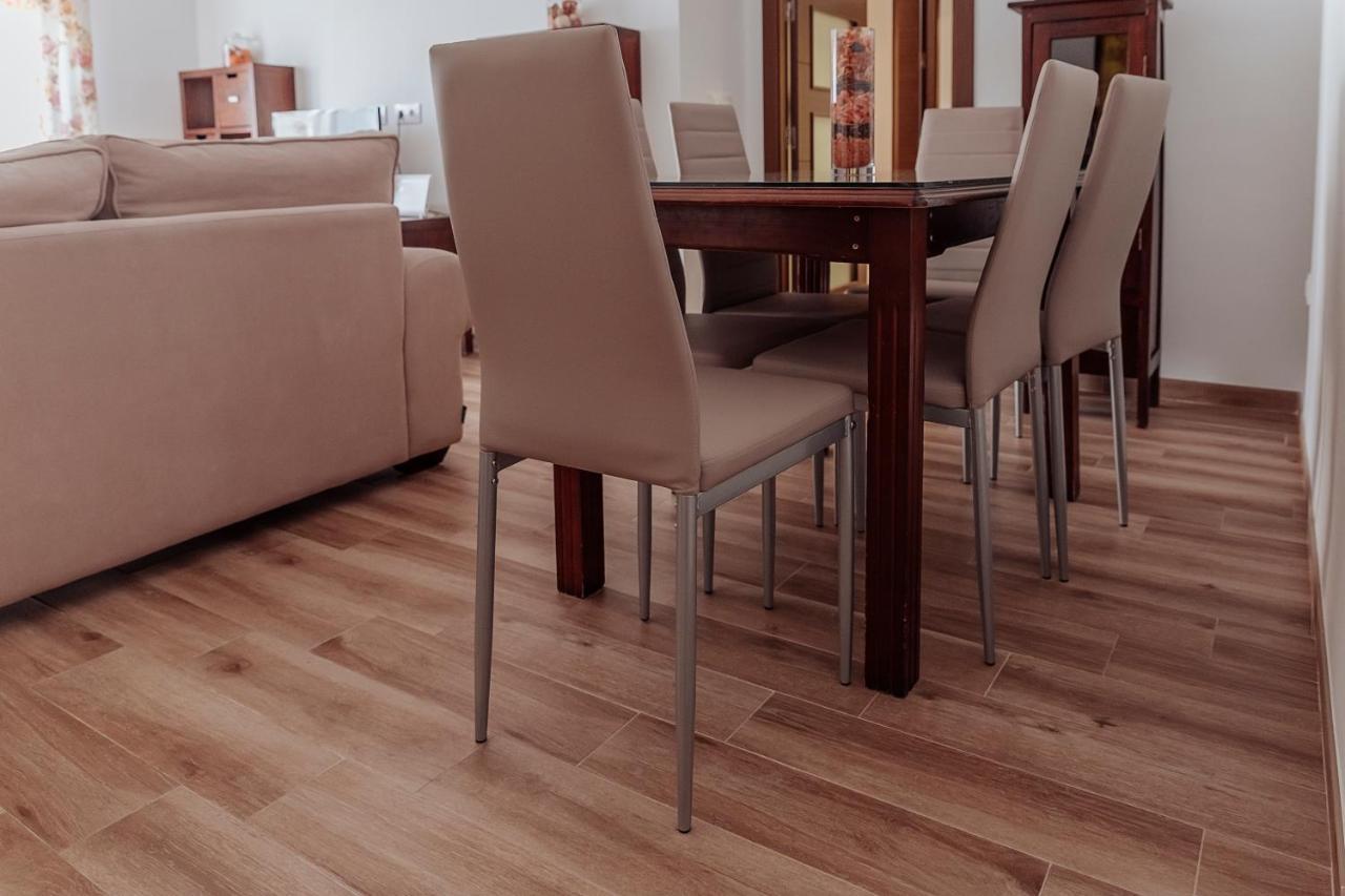 El Almezo Apartment อัลโมโดวาร์ เดล ริโอ ภายนอก รูปภาพ