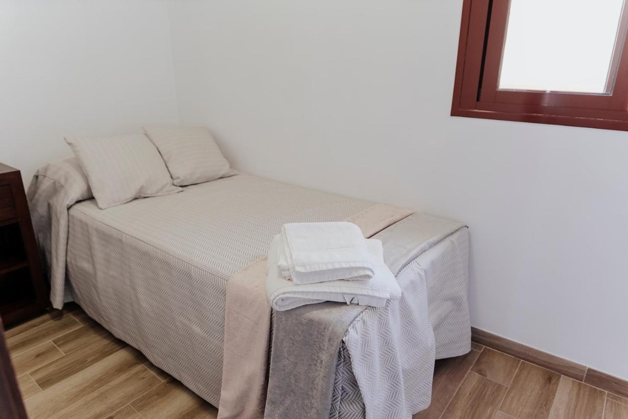 El Almezo Apartment อัลโมโดวาร์ เดล ริโอ ภายนอก รูปภาพ
