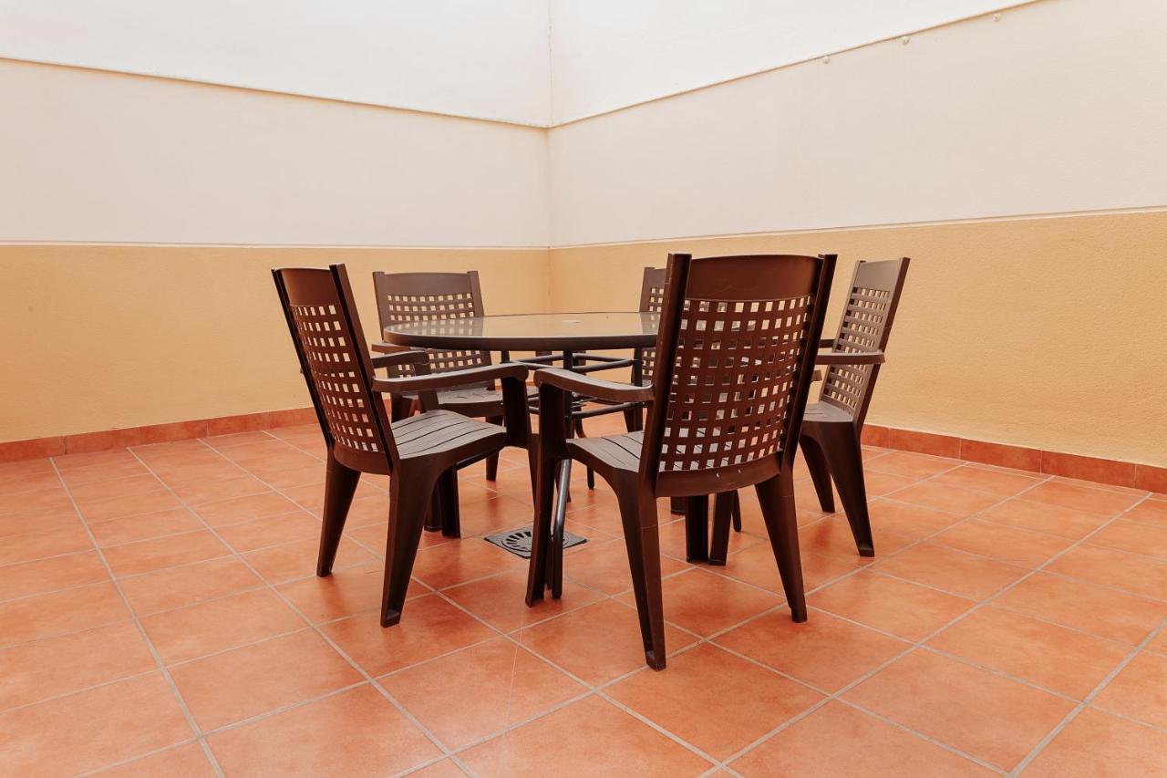 El Almezo Apartment อัลโมโดวาร์ เดล ริโอ ภายนอก รูปภาพ