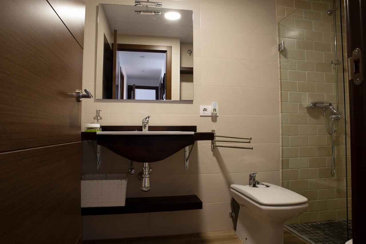 El Almezo Apartment อัลโมโดวาร์ เดล ริโอ ภายนอก รูปภาพ