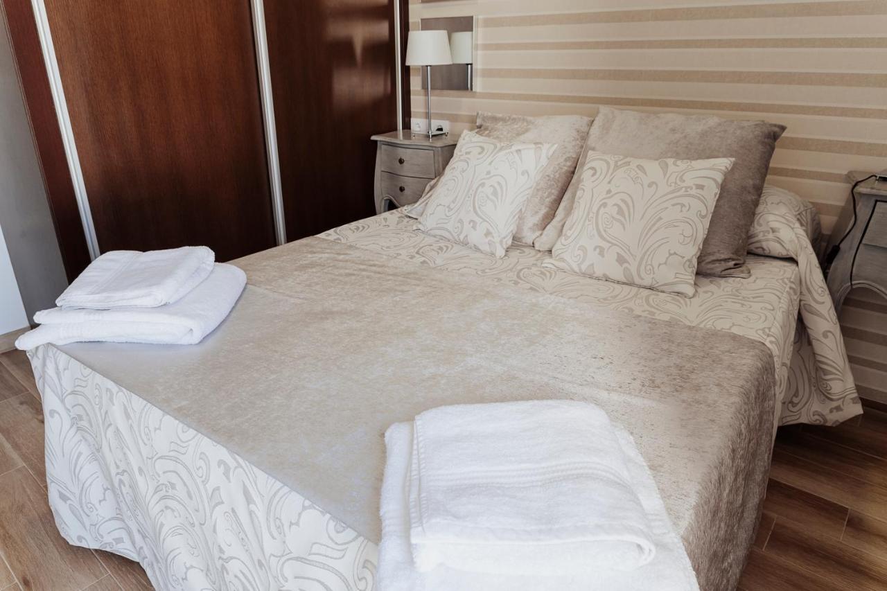El Almezo Apartment อัลโมโดวาร์ เดล ริโอ ภายนอก รูปภาพ